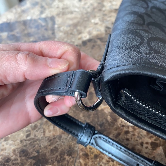 COPY - Coach cross body bag - Picture 12 of 14